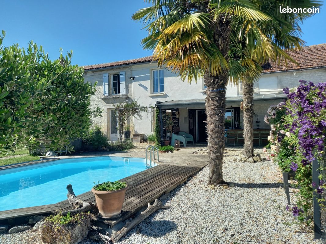 Maison à vendre, 160m², Moulidars