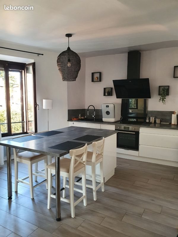 Appartement à louer, 73m², Lézignan-la-Cèbe