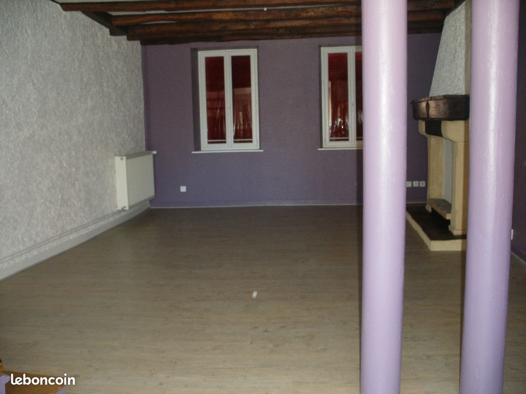 Appartement à louer, 135m², Montmarault