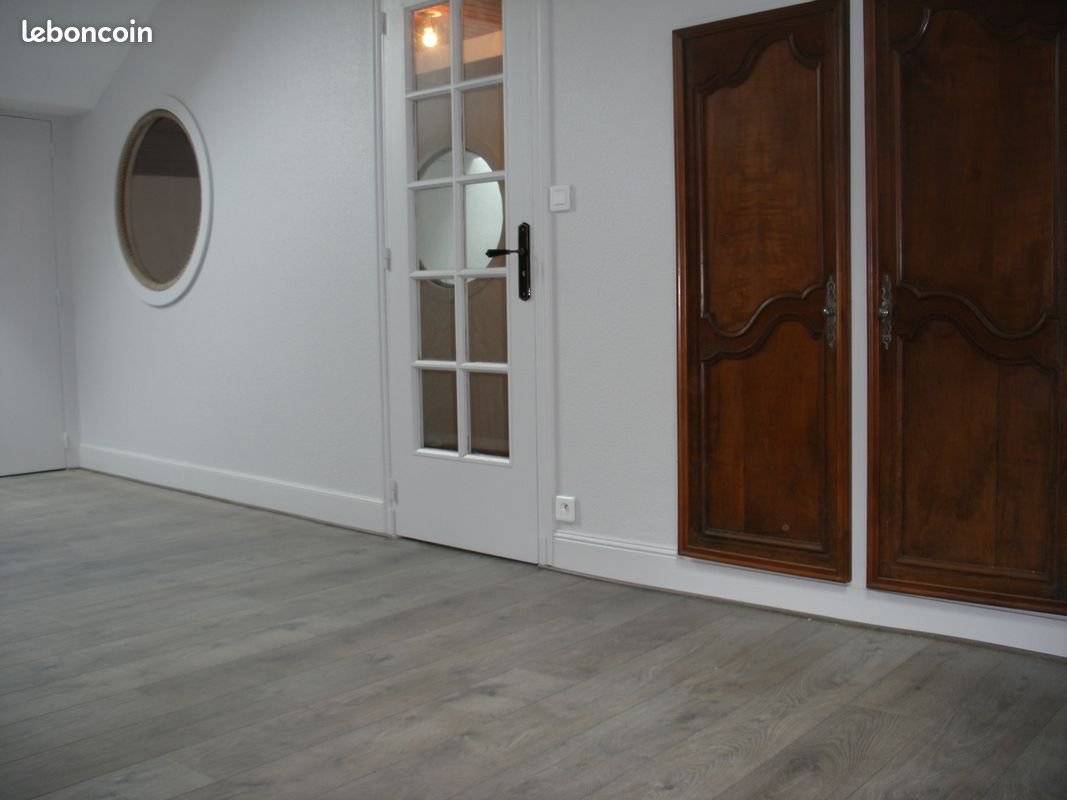 Appartement à louer, 135m², Montmarault