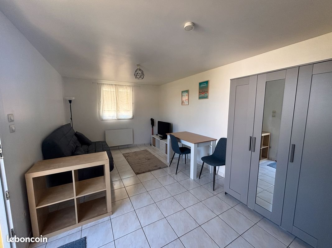 Appartement à louer, 26m², Pessac