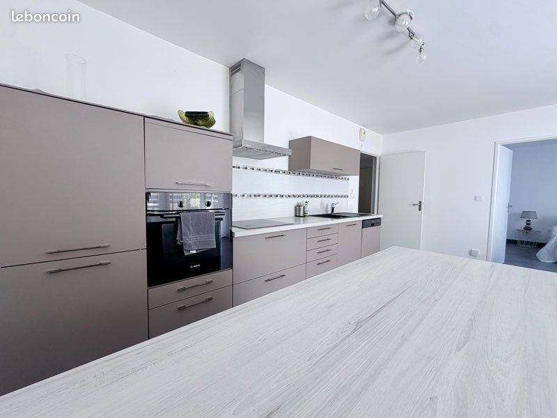 Appartement à louer, 85m², Marseille 11ème