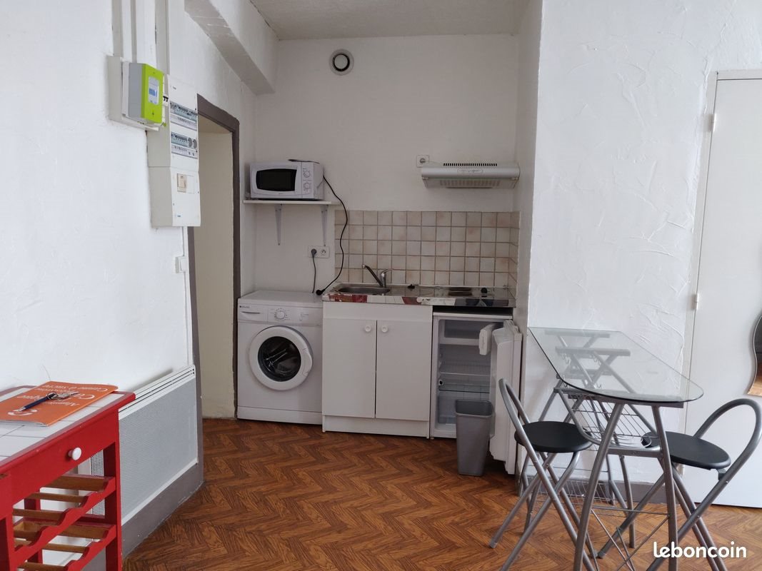 Appartement à louer, 30m², Aurillac