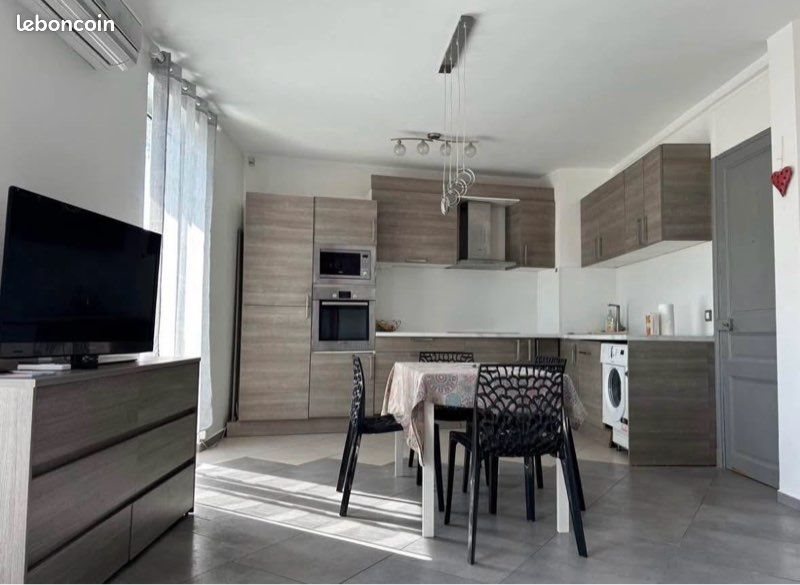 Appartement à louer, 70m², Nice