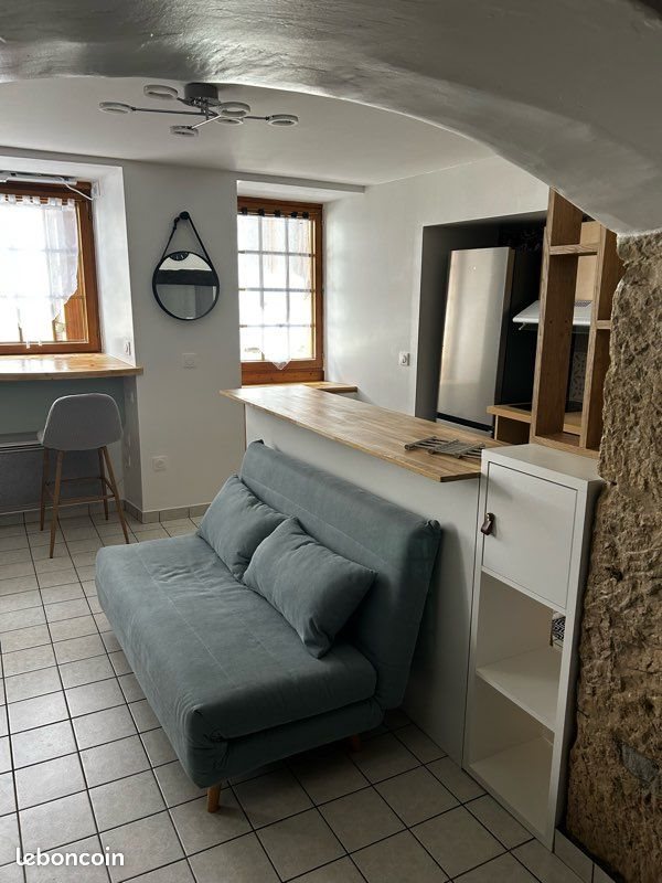 Appartement à louer, 25m², Yenne