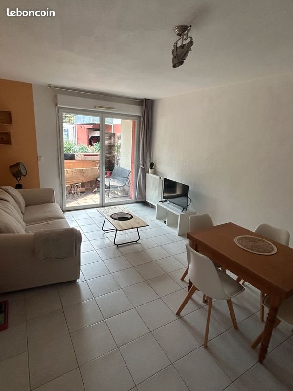 Appartement à louer, 41m², Cenon
