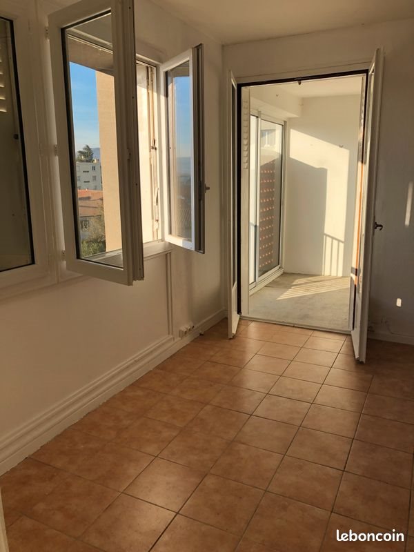 Appartement à louer, 66m², Montélimar