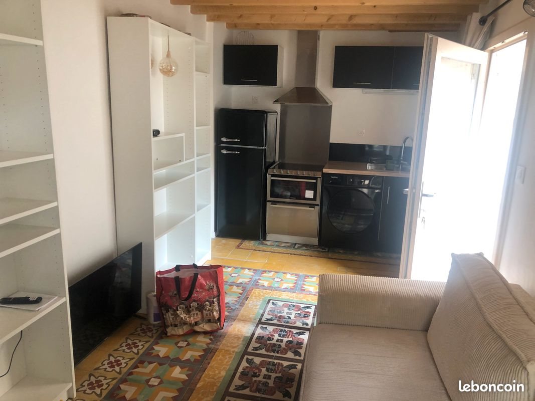 Appartement à louer, 30m², Lagnes