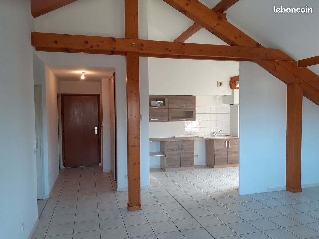 Appartement à louer, 59m², Marnaz