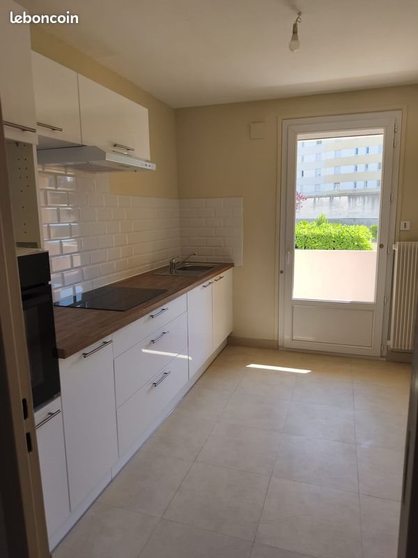 Appartement à louer, 57m², Roanne