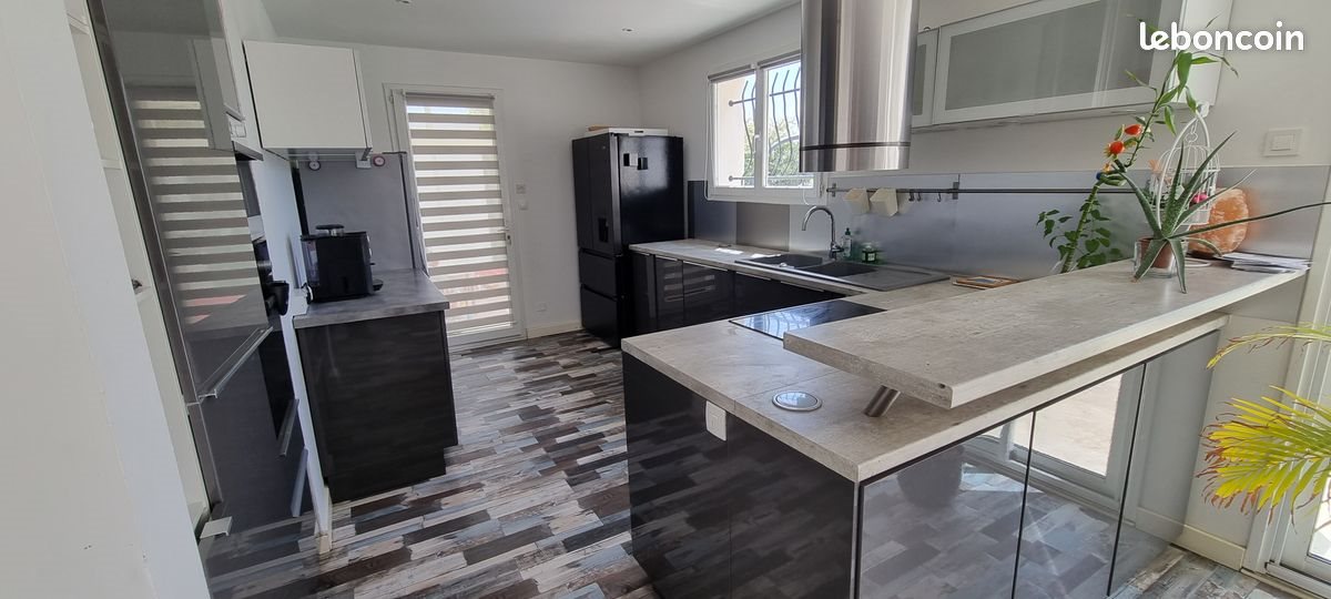 Maison à vendre, 153m², Marguerittes
