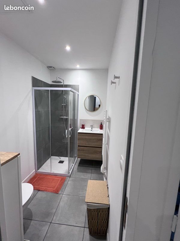 Appartement à louer, 25m², Rochefort