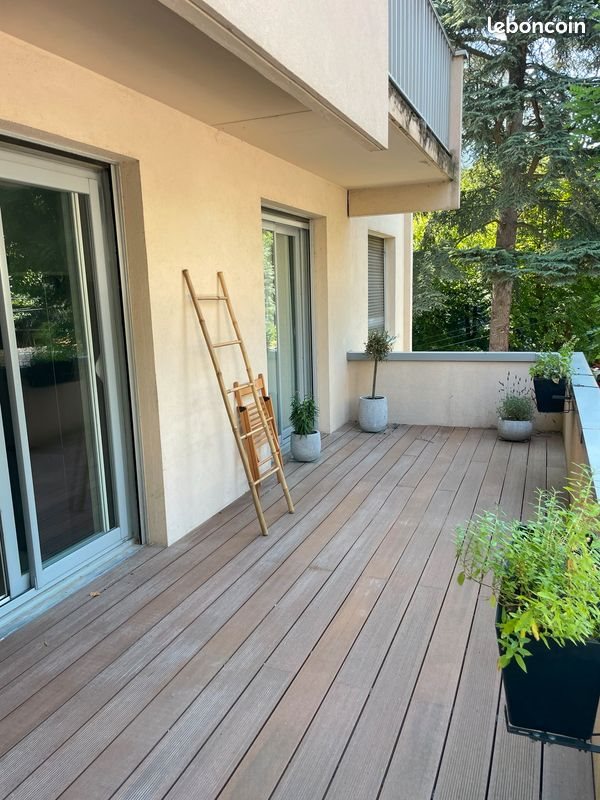 Appartement à louer, 57m², Saint-Etienne