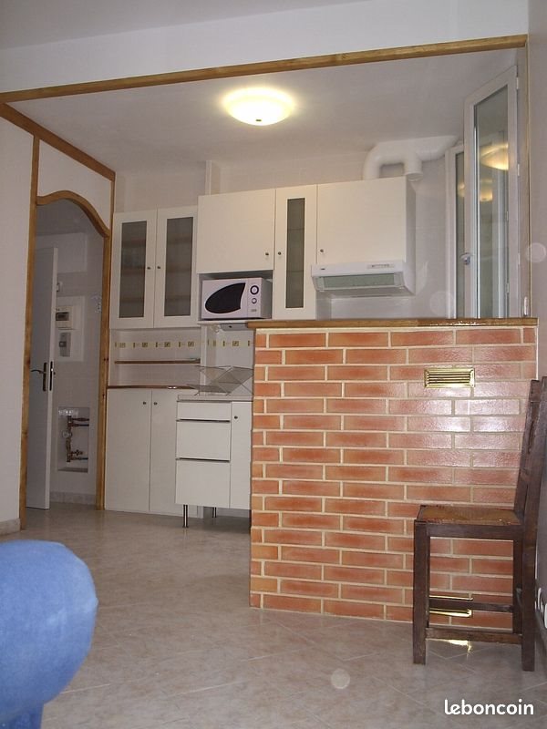 Appartement à louer, 26m², Suresnes
