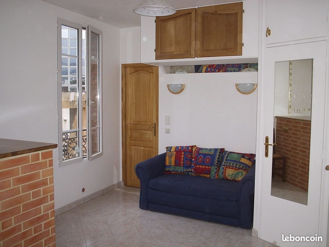 Appartement à louer, 26m², Suresnes