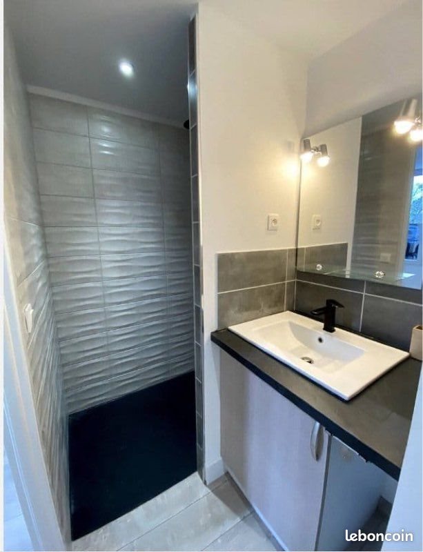 Appartement à louer, 22m², Oraison