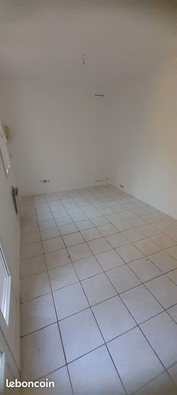 Maison à louer, 16m², Corbeil-Essonnes
