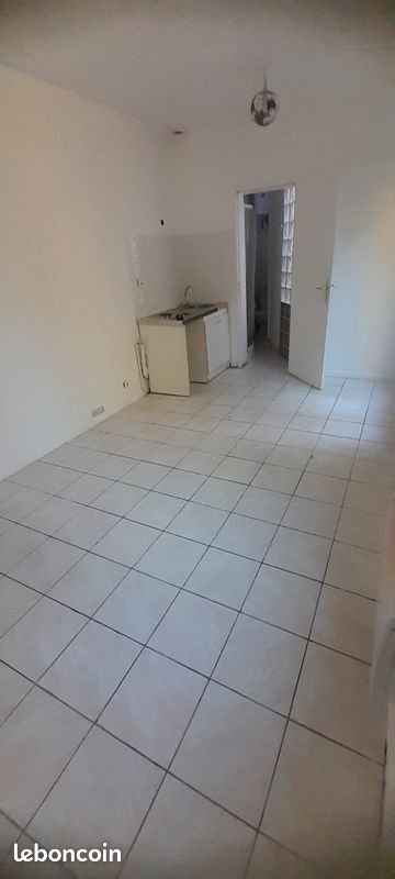Maison à louer, 16m², Corbeil-Essonnes