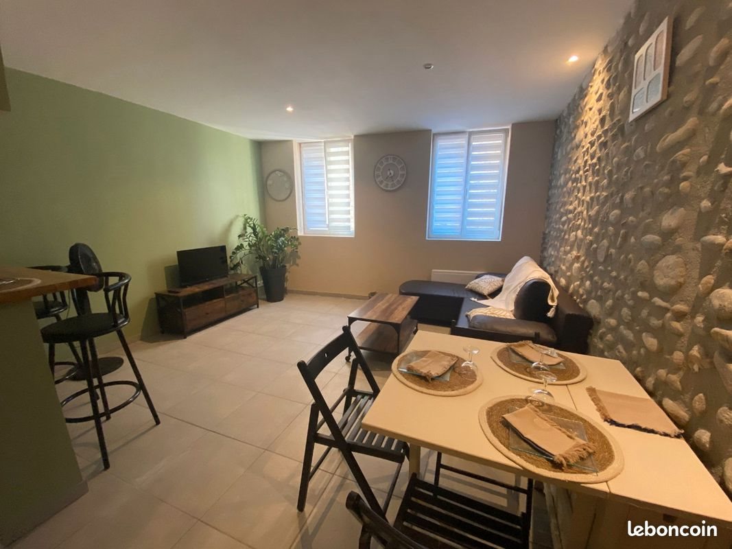 Maison à louer, 69m², Millas