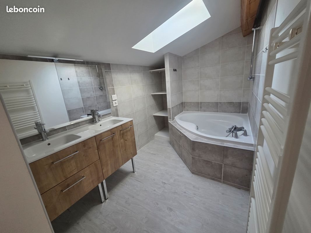 Maison à louer, 70m², Boutiers-Saint-Trojan
