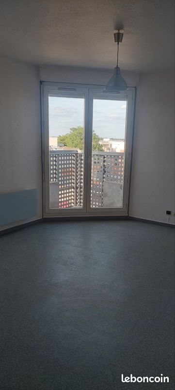 Appartement à louer, 21m², Elancourt