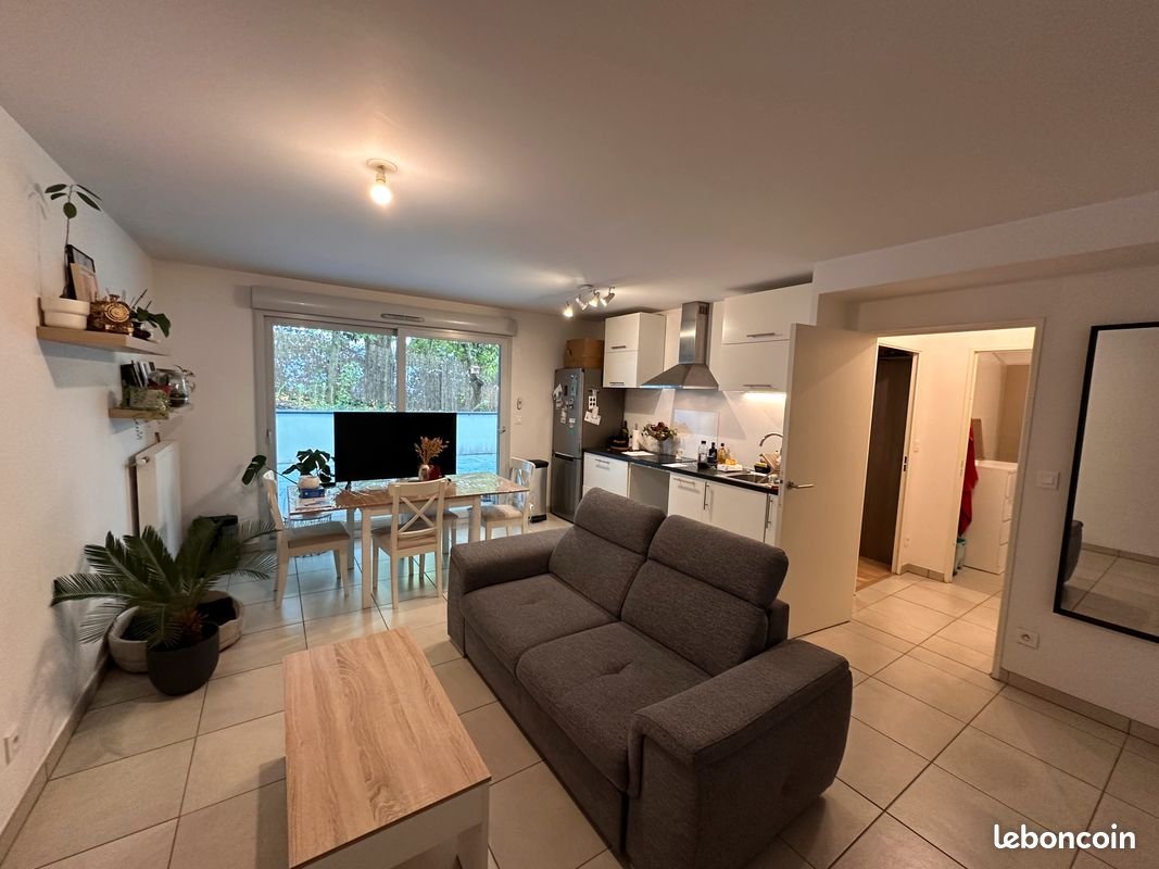 Appartement à louer, 45m², Sainte-Foy-lès-Lyon