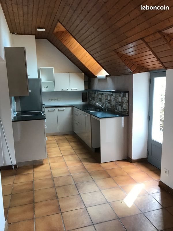 Maison à louer, 105m², Saint-Guyomard