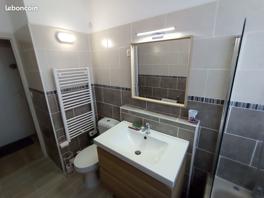 Appartement à louer, 27m², Sète