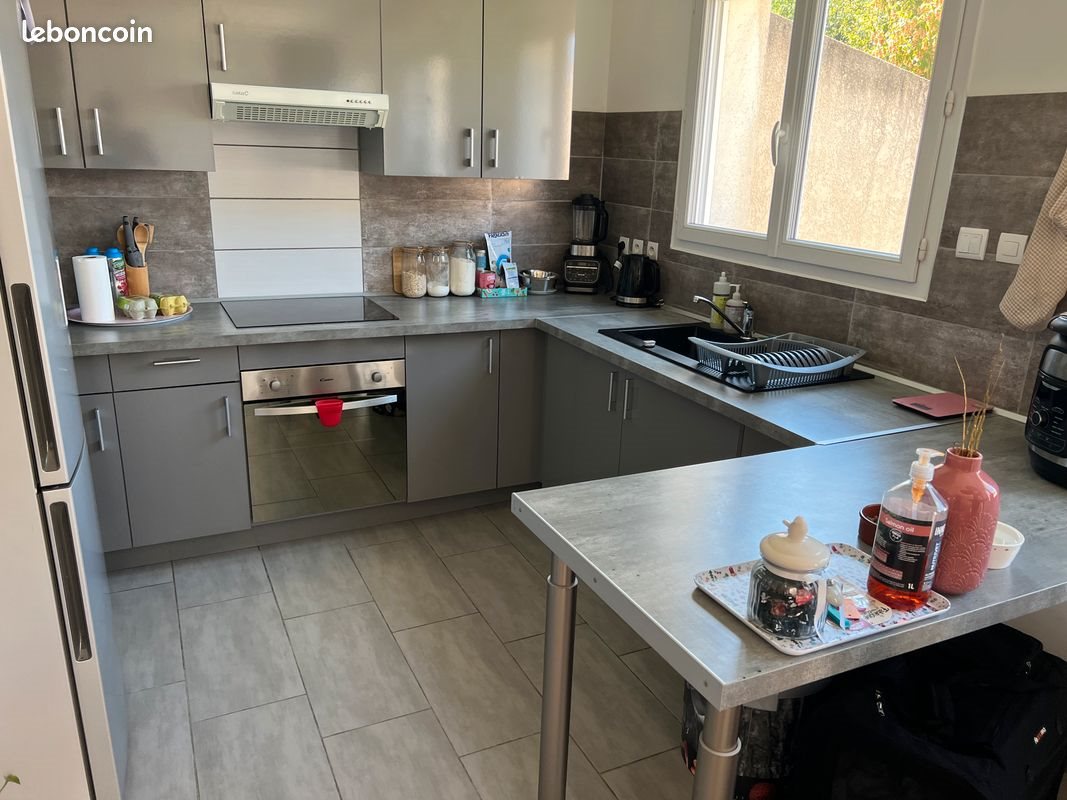 Maison à louer, 92m², Boé