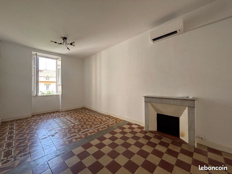 Appartement à louer, 75m², Ajaccio
