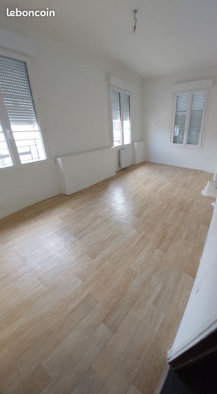 Appartement à louer, 69m², Espalion