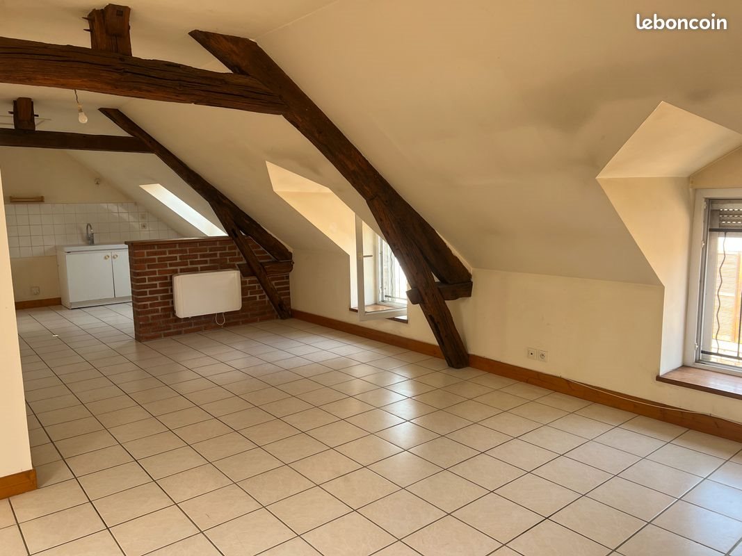 Appartement à louer, 42m², Vitry-aux-Loges