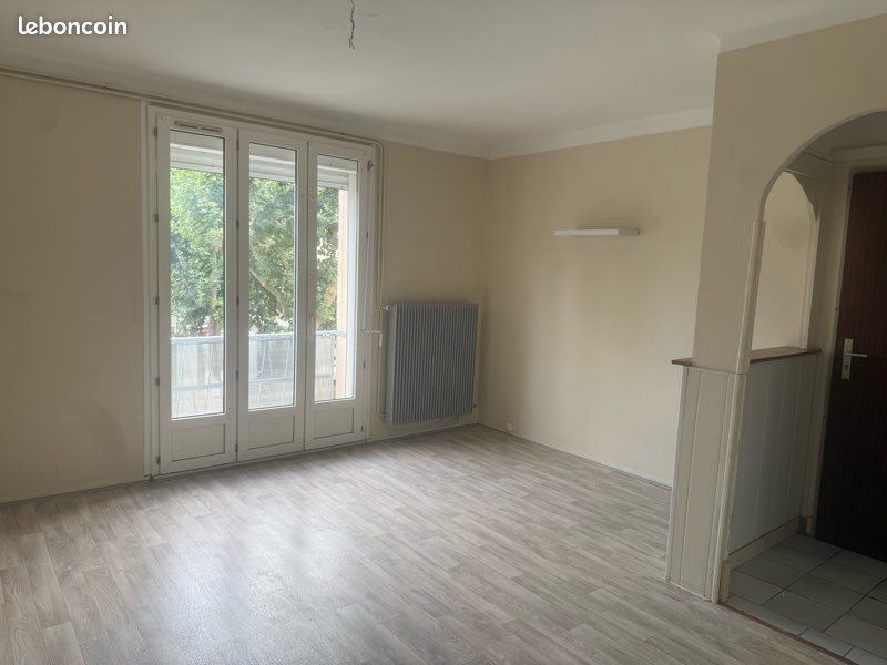 Appartement à louer, 56m², Digoin