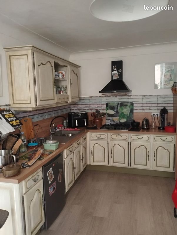 Appartement à louer, 78m², Banon