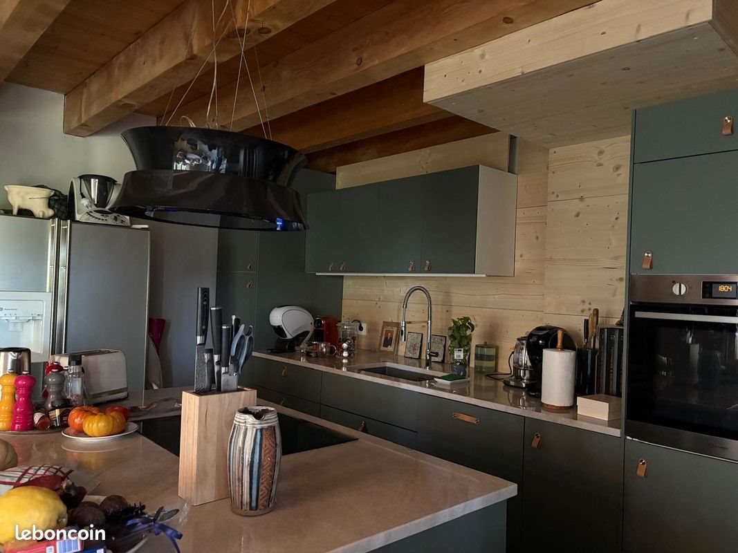 Maison à vendre, 240m², Cernex