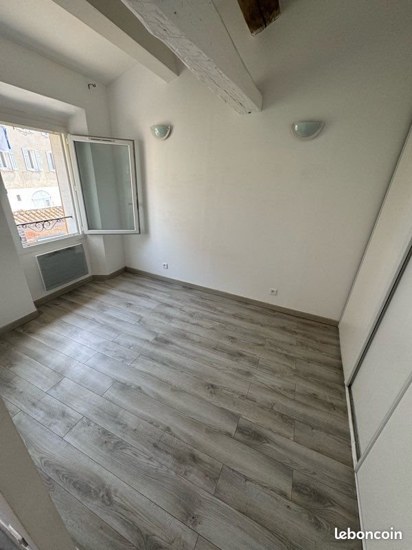 Appartement à louer, 34m², Pierrefeu-du-Var