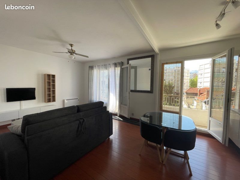 Appartement à louer, 38m², Grenoble