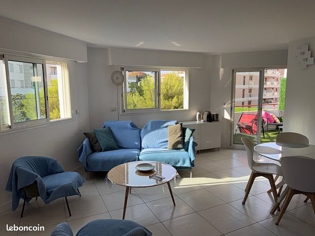 Appartement à louer, 48m², Antibes