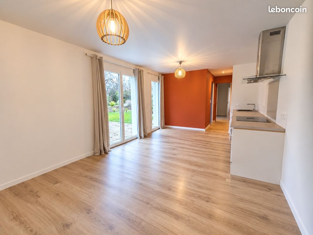 Maison à louer, 34m², Jugon-les-Lacs
