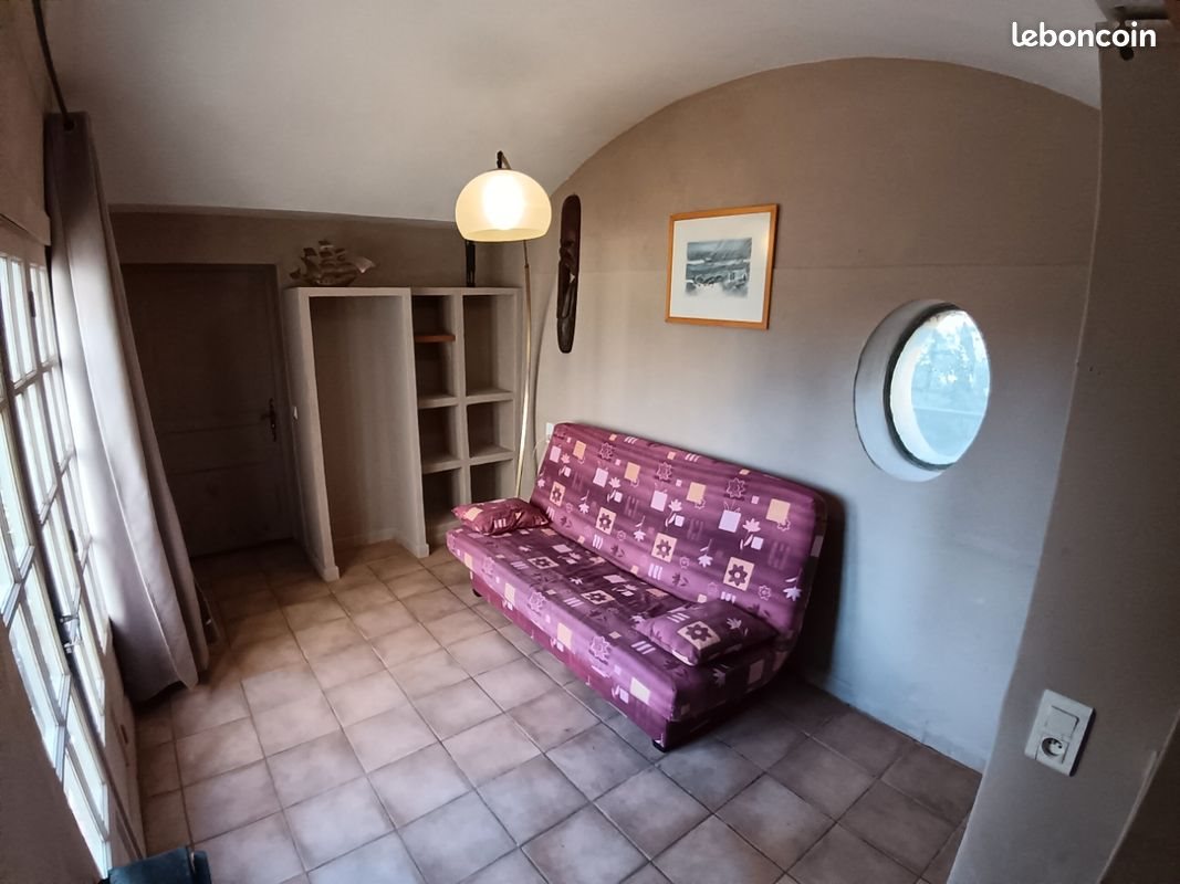 Appartement à louer, 26m², Eyguières