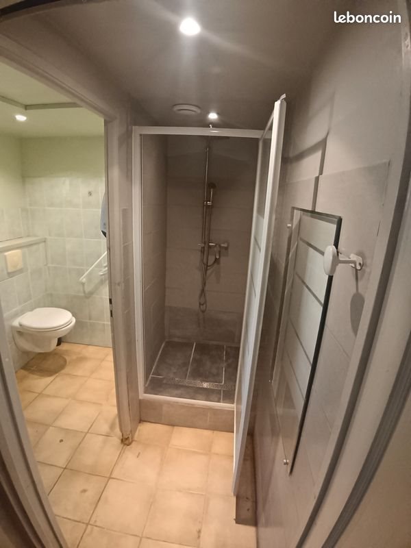 Appartement à louer, 26m², Eyguières