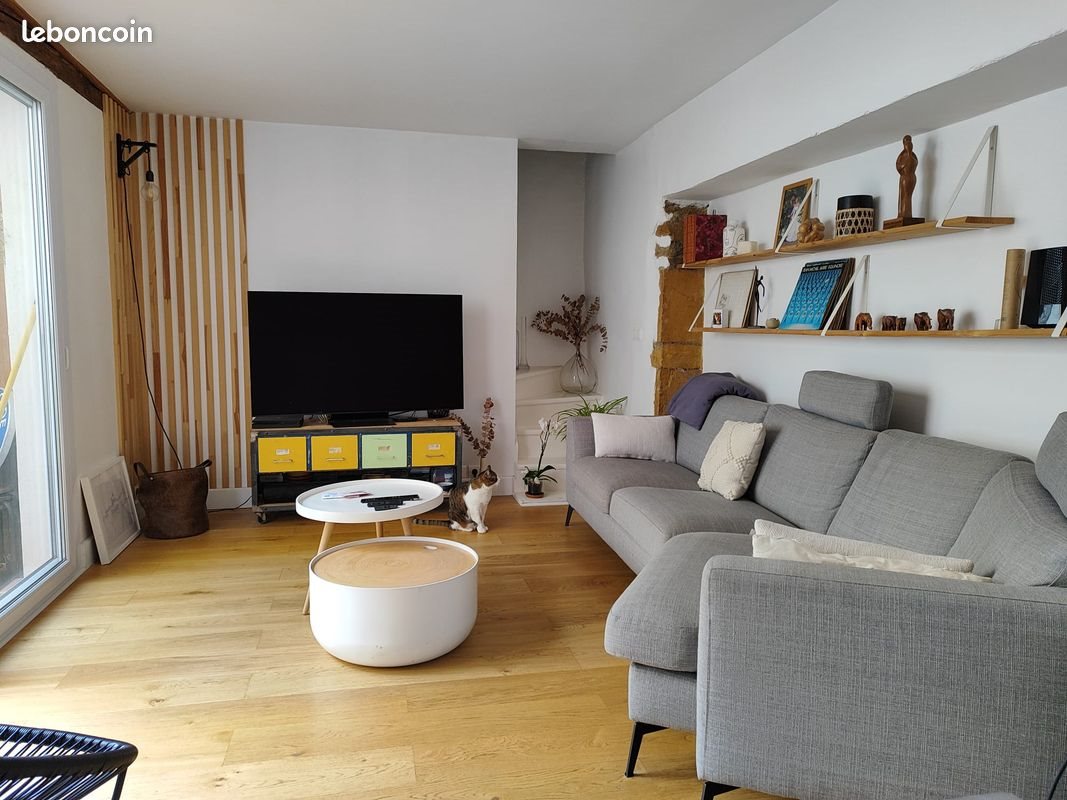 Maison à vendre, 160m², Cailloux-sur-Fontaines