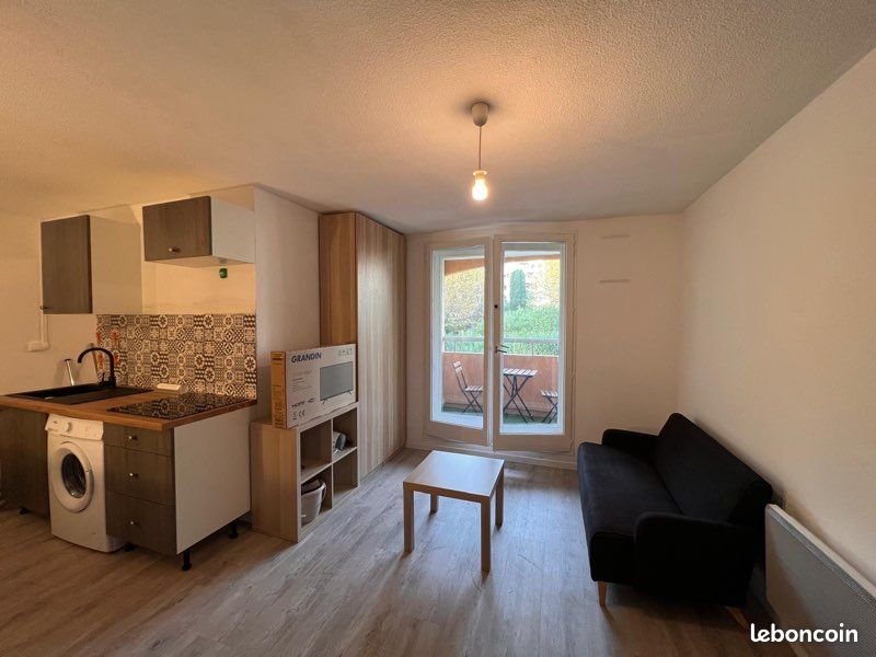 Appartement à louer, 33m², Hyères