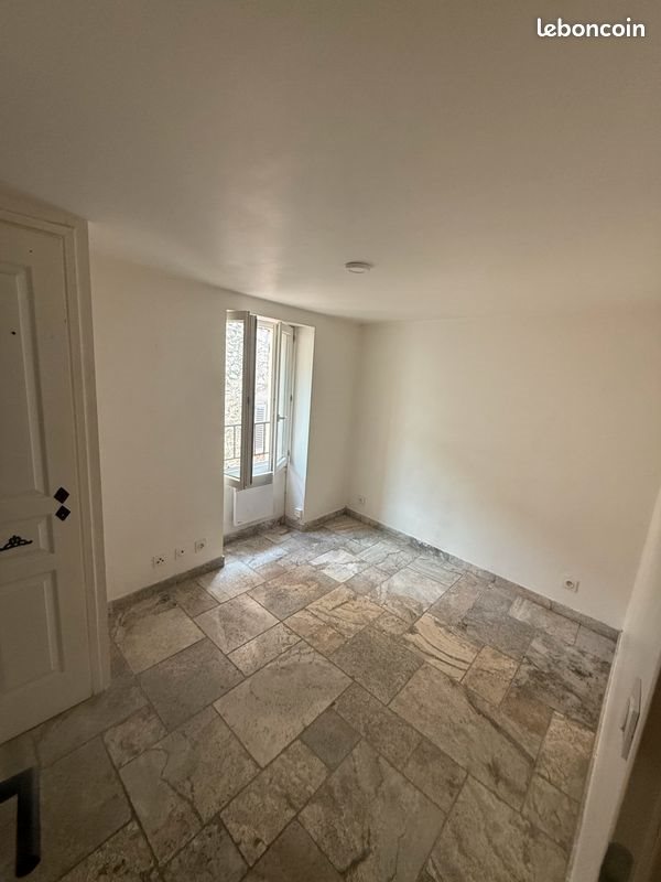 Appartement à louer, 25m², Trans-en-Provence