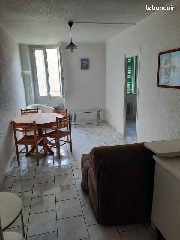 Appartement à louer, 37m², Collobrières