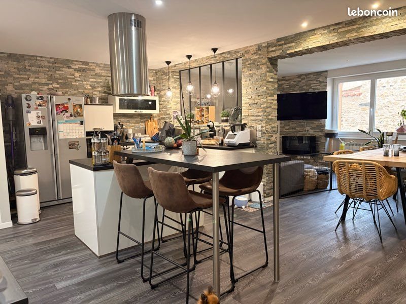 Maison à vendre, 148m², Plauzat