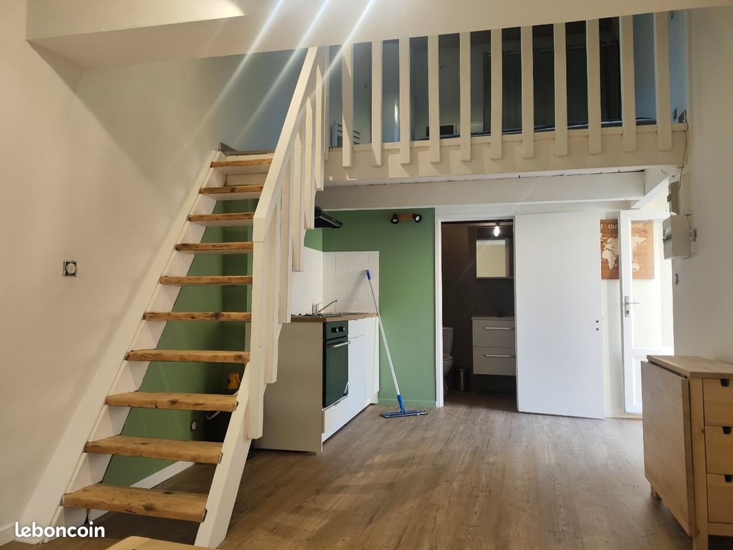 Maison à louer, 35m², Saint-Maximin-la-Sainte-Baume