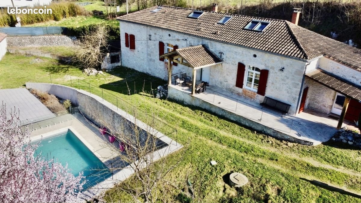 Maison à vendre, 272m², Bajamont