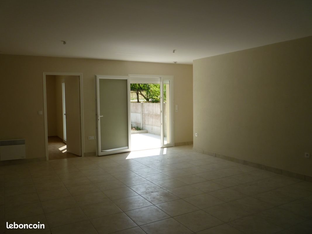 Maison à louer, 71m², Vay