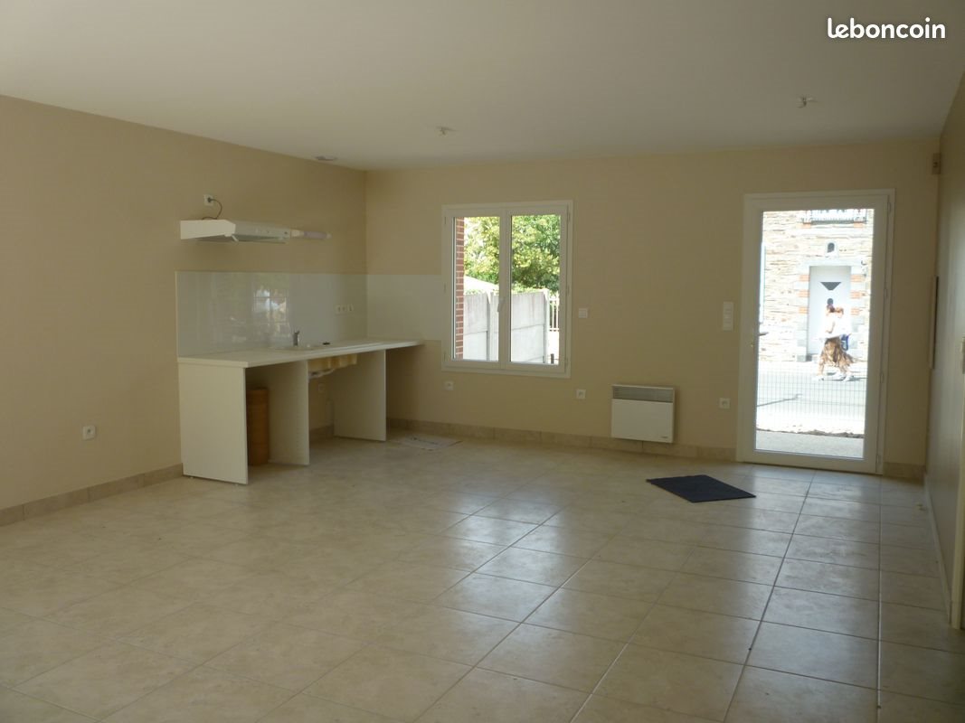 Maison à louer, 71m², Vay